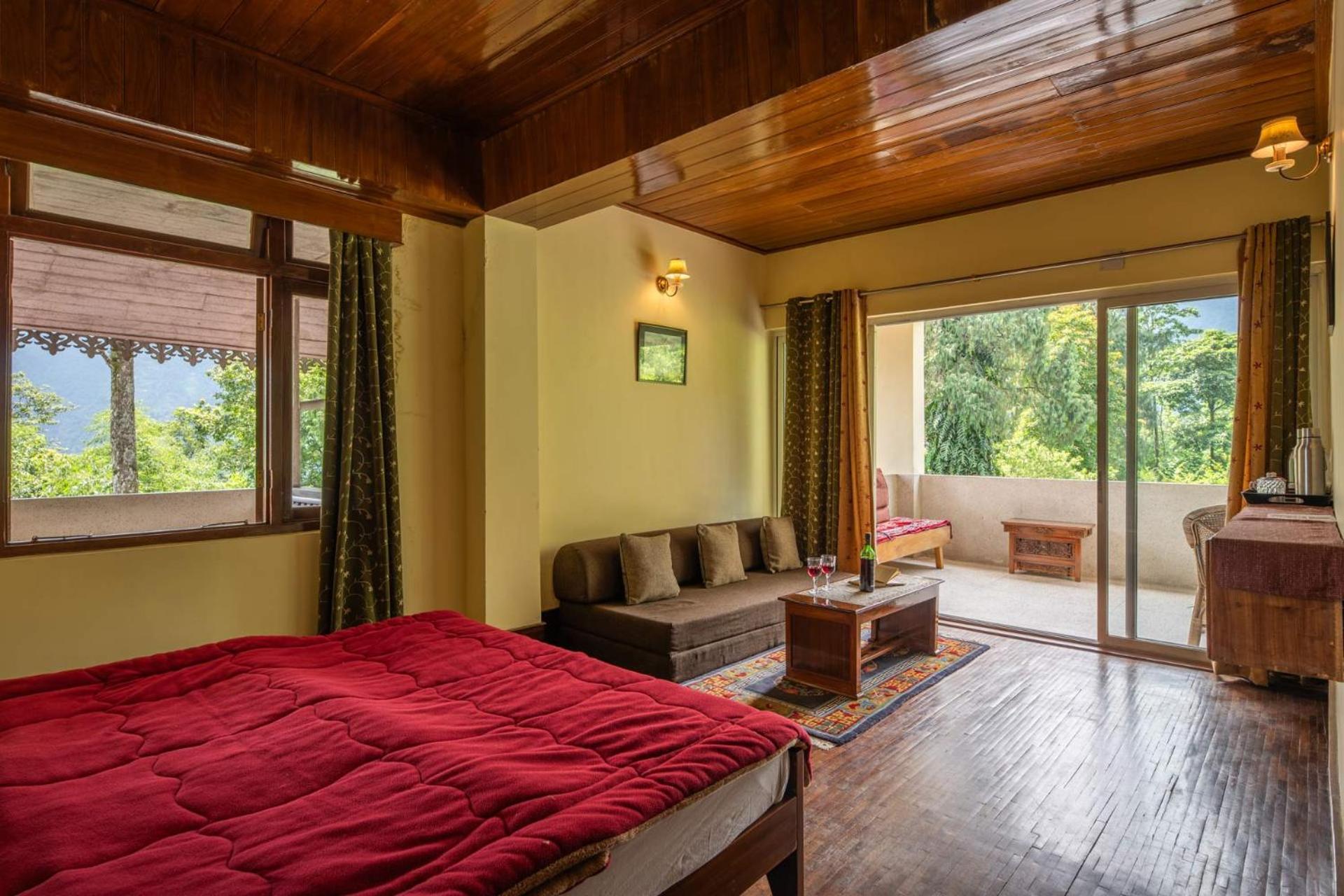 La Ipsing Farm By Stayvista - 3 Bhk Villa With Balcony, Mountain View, Indoor Games, And Pet Friendly Samdong المظهر الخارجي الصورة